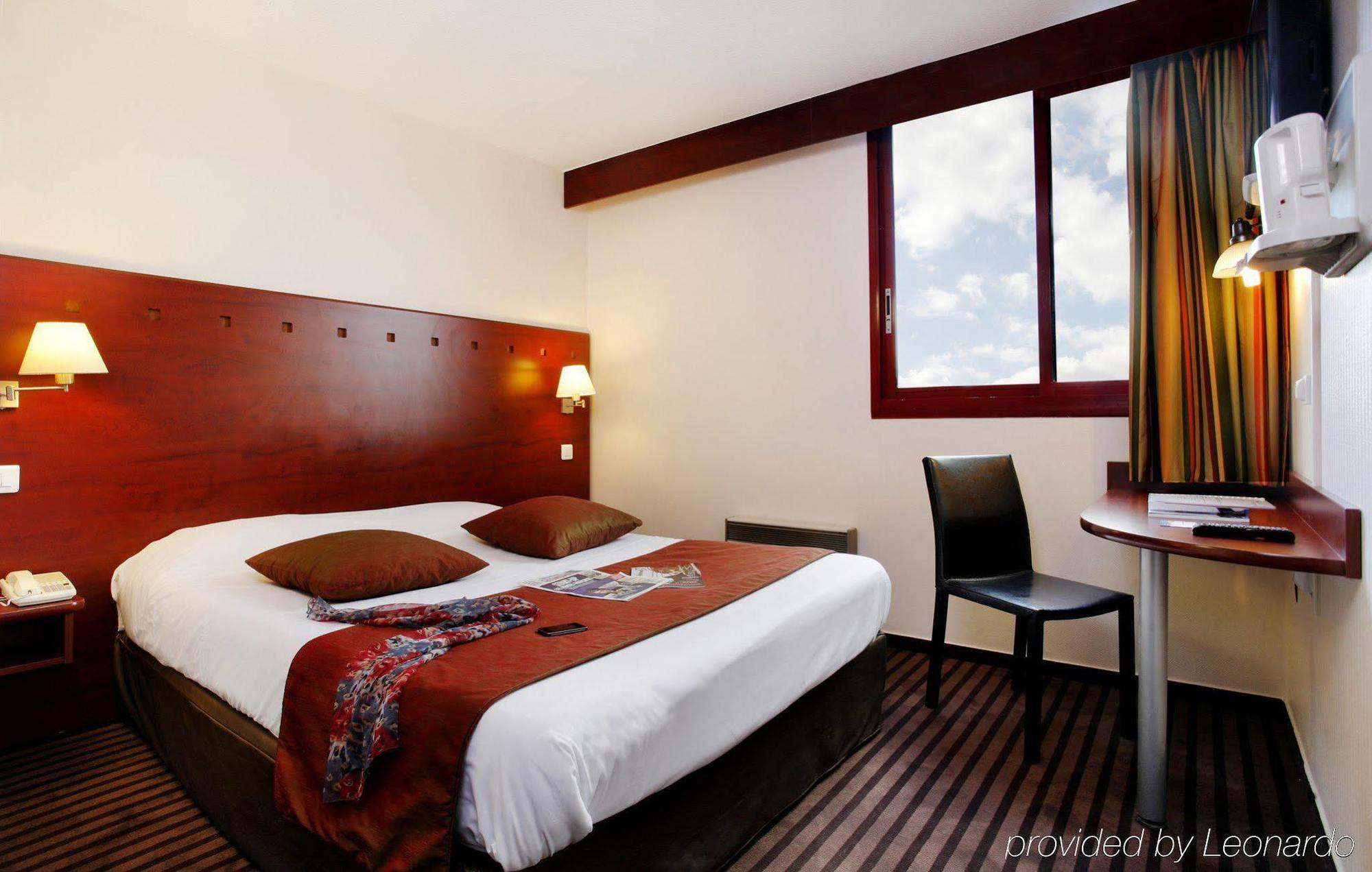 Hotel Gallieni Gennevilliers Eksteriør bilde
