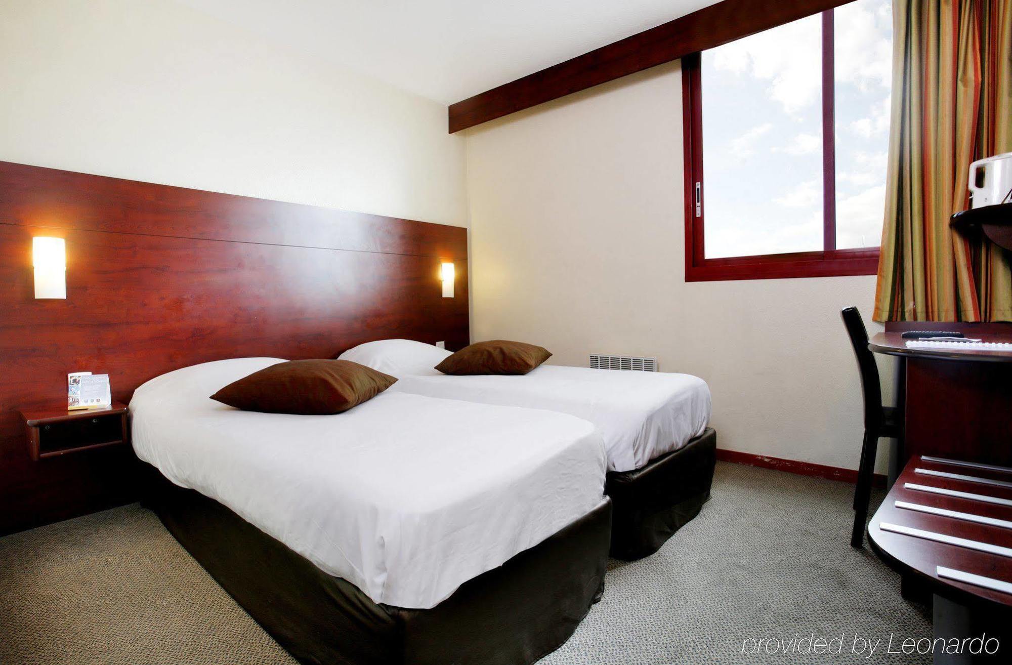 Hotel Gallieni Gennevilliers Eksteriør bilde